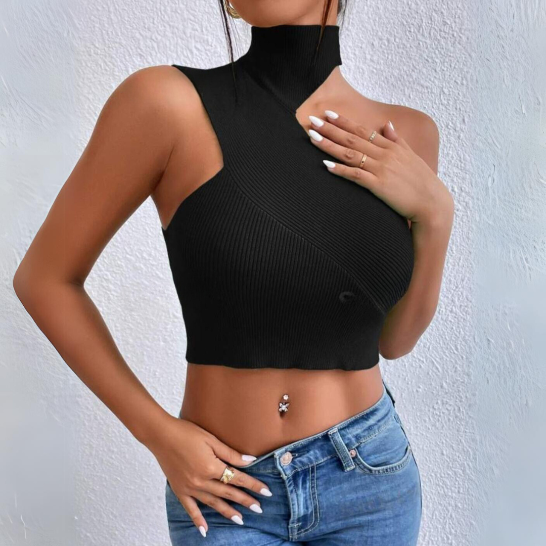 'It girl' cut-out crop top.