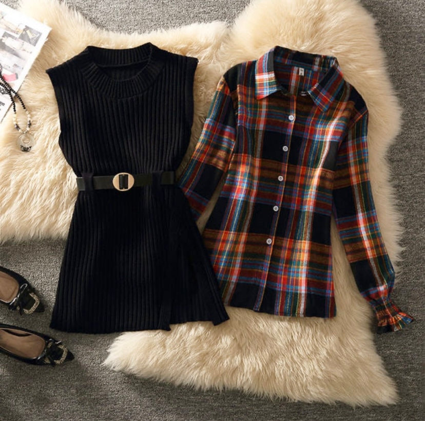 ‘Grazia’ Checkered shirt and sweater set.