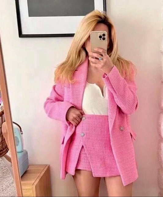 ‘Get it girl’ blazer set ( 2 piece , blazer and skirt )